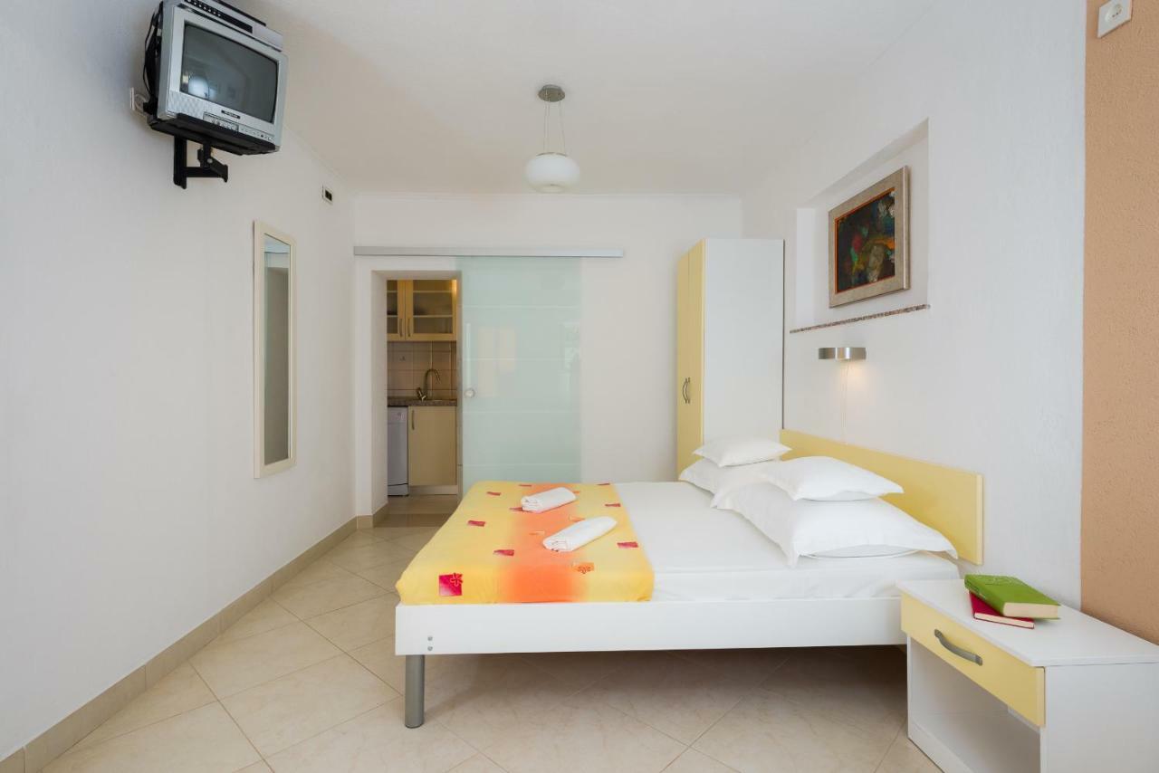 Apartments Nada Bol Exterior photo