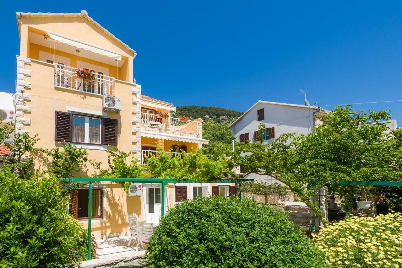 Apartments Nada Bol Exterior photo