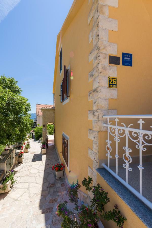 Apartments Nada Bol Exterior photo