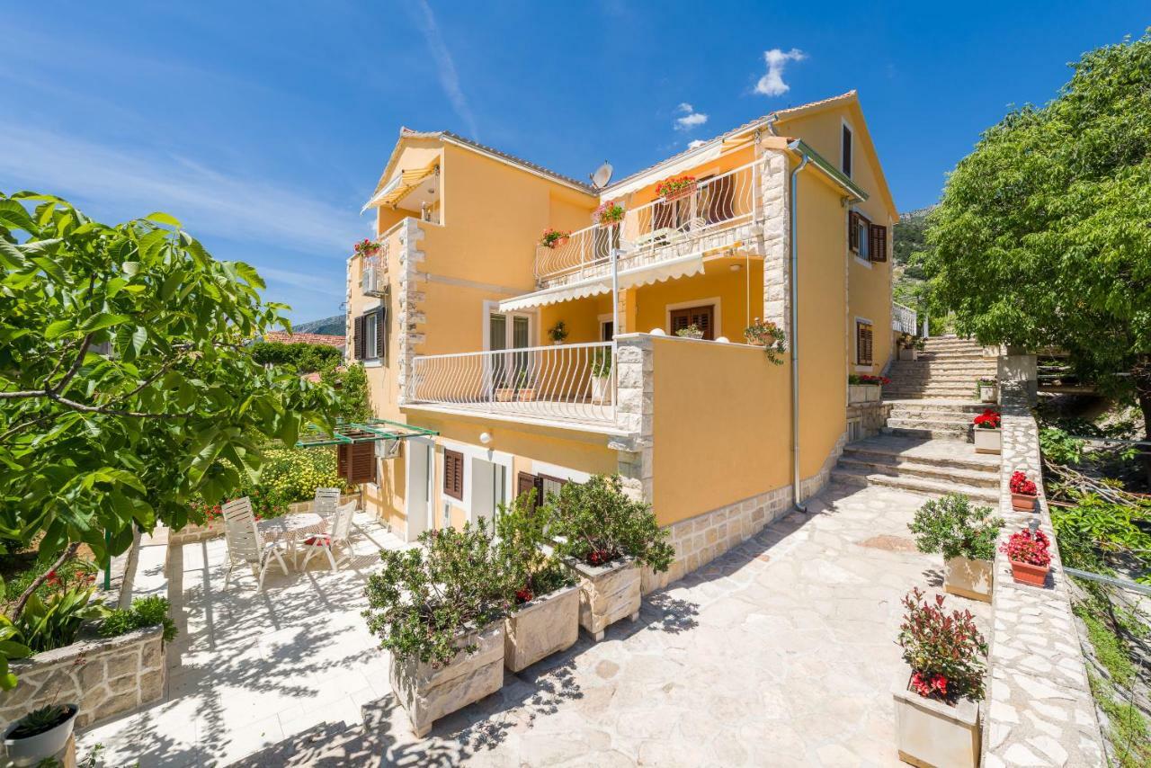 Apartments Nada Bol Exterior photo