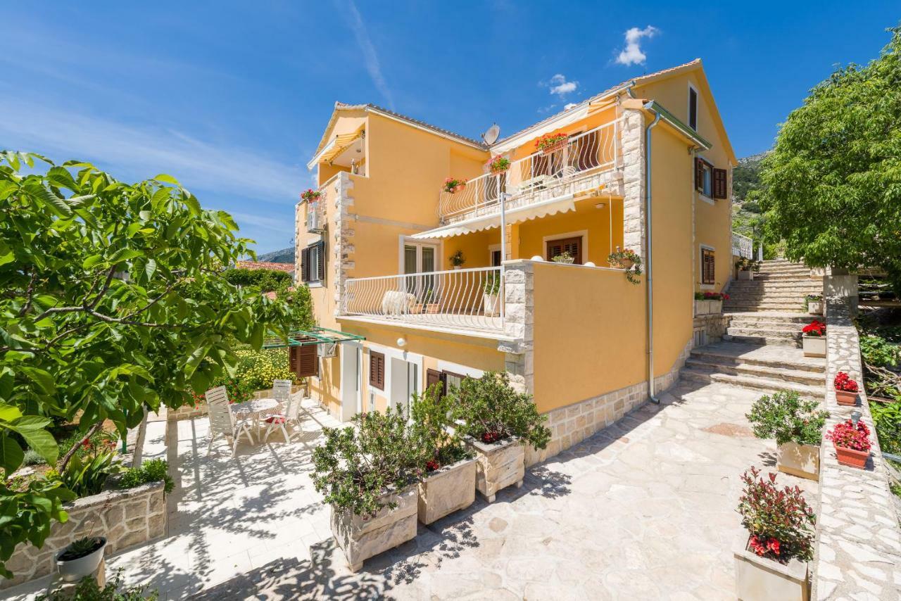 Apartments Nada Bol Exterior photo